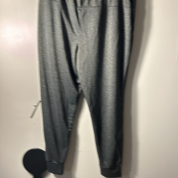 Spyder Active Wear - Picture 7 of 12